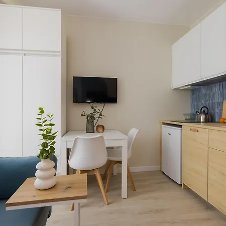 Superapart Naukowa 55 Varsavia Esterno foto